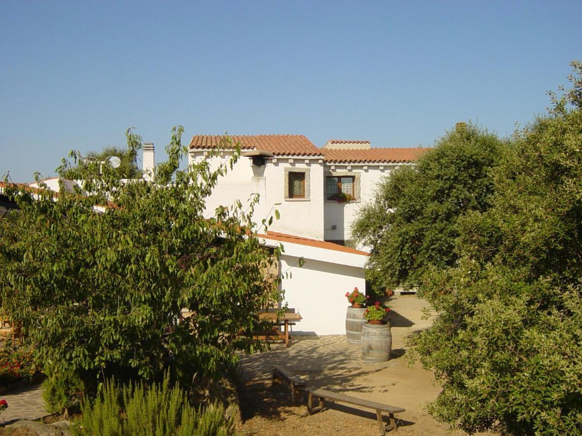 Agriturismo Vermentino Монти Экстерьер фото
